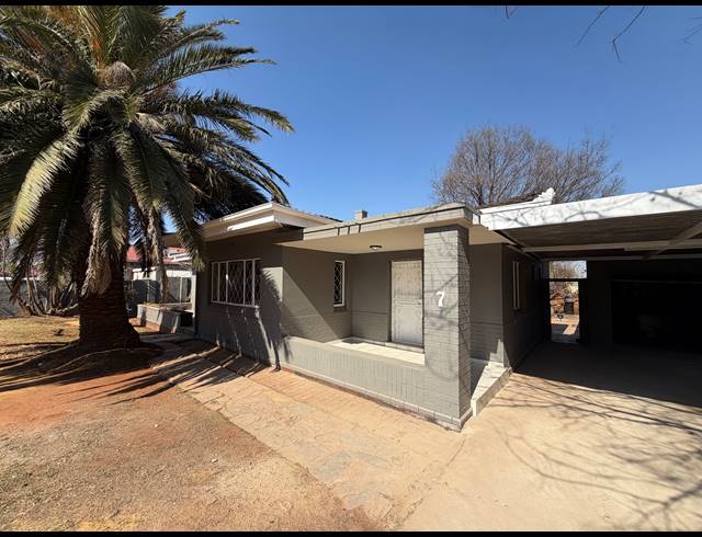 3 BEDROOM HOUSE FOR SALE IN DALVIEW